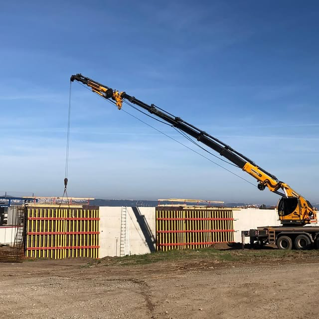 Liebherr LTM 1050 Detay